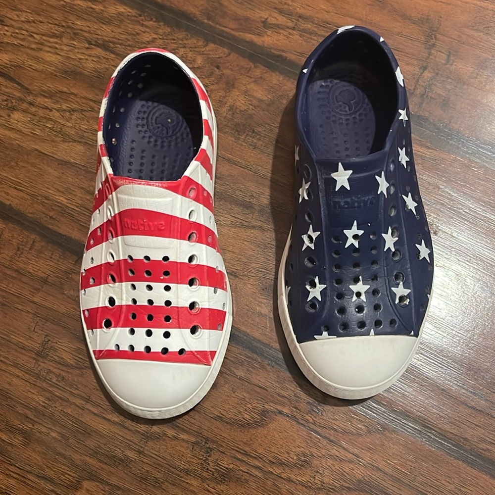 Native Shoes Kids Jefferson Slip On Rubber Summer Shoe. Size  C11 Red White Blue